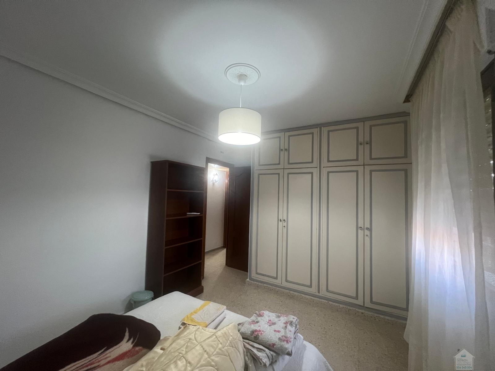 For rent of flat in Sevilla