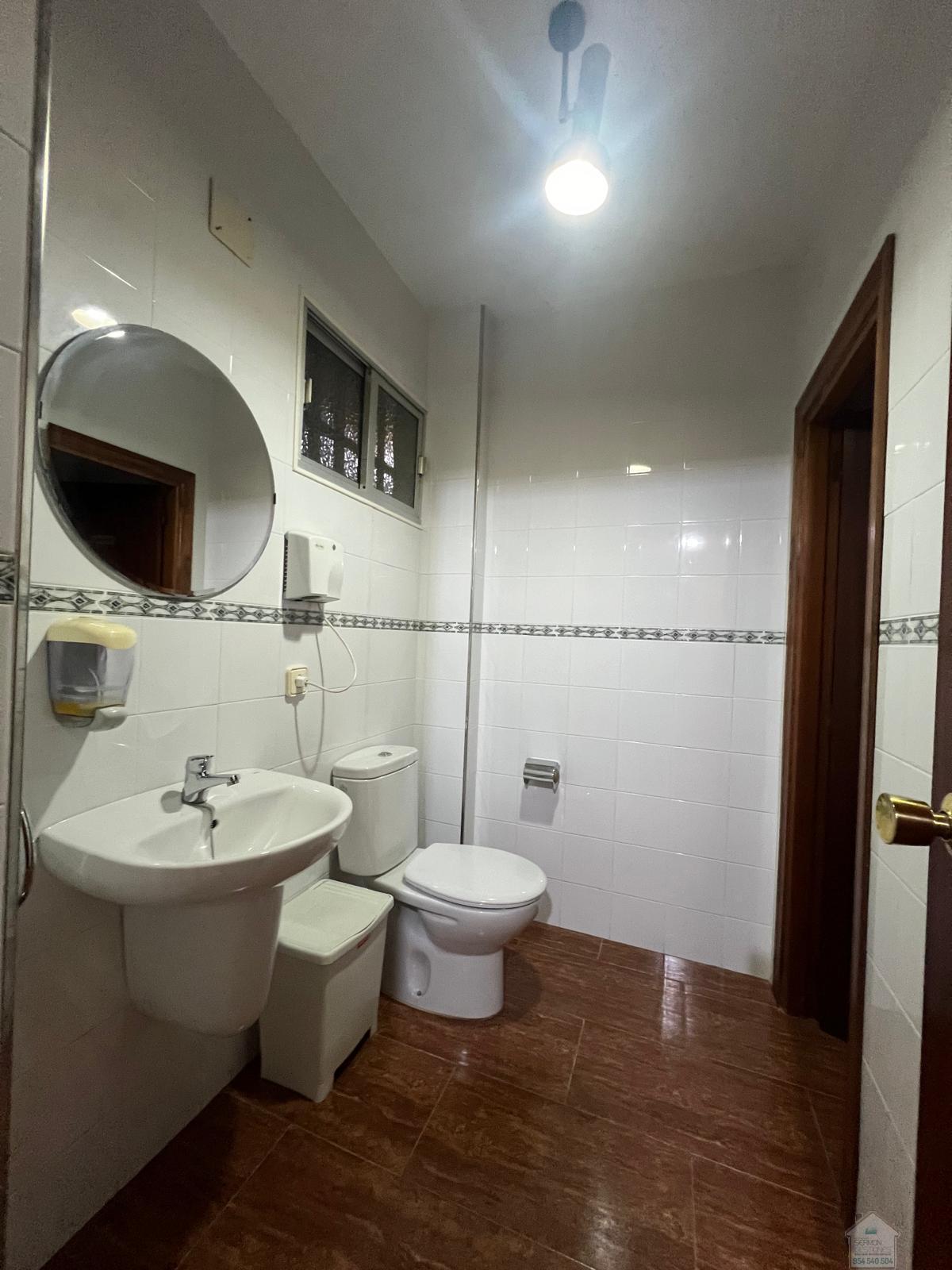 Venta de chalet en Dos Hermanas