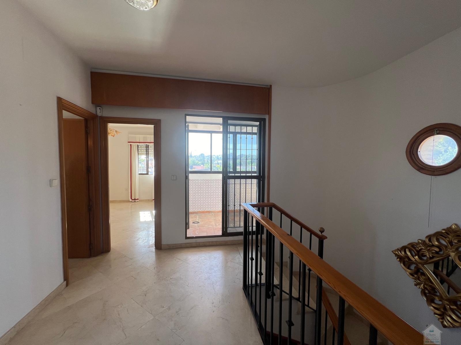 Venta de chalet en Dos Hermanas