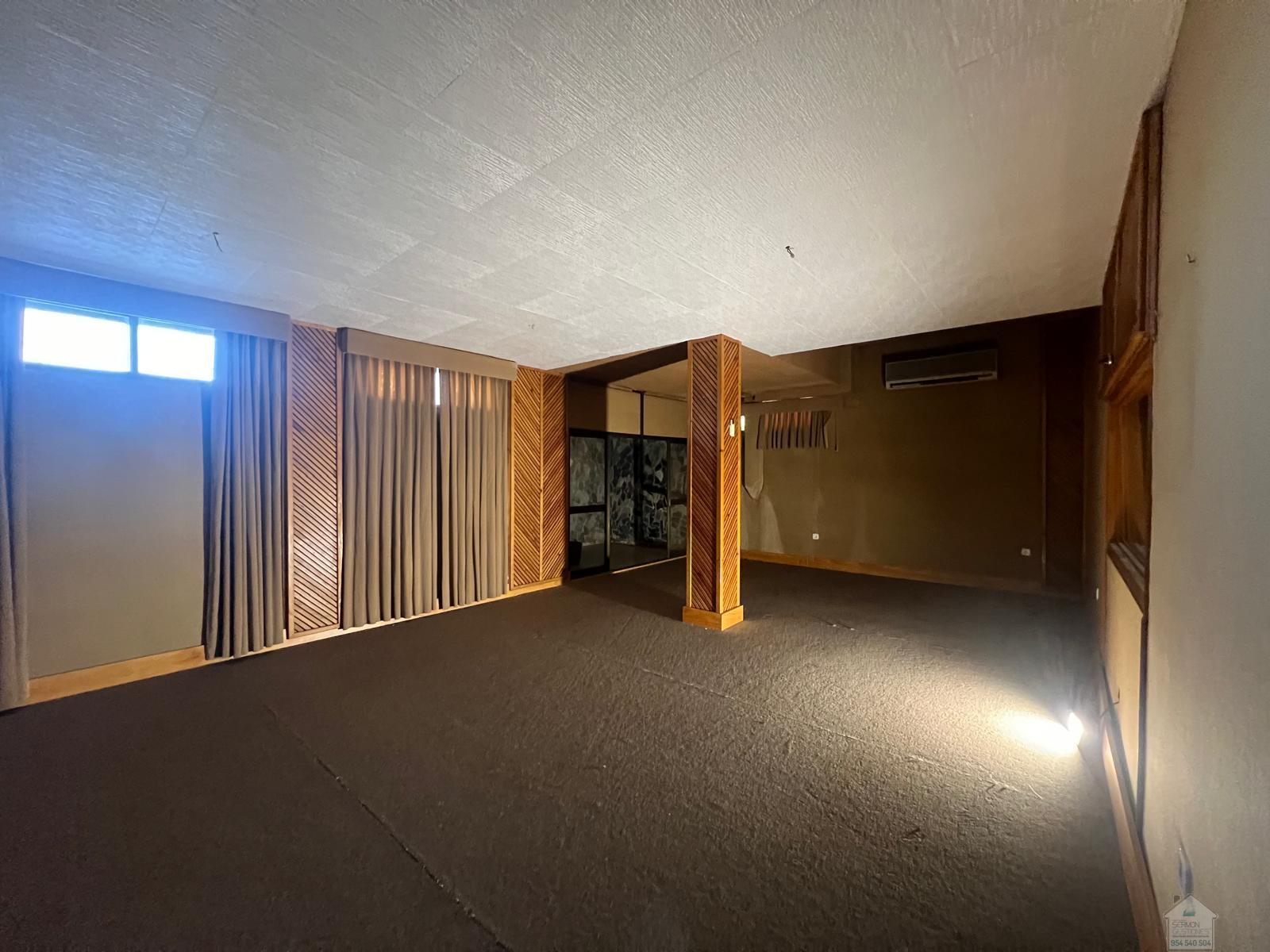 Venta de chalet en Dos Hermanas