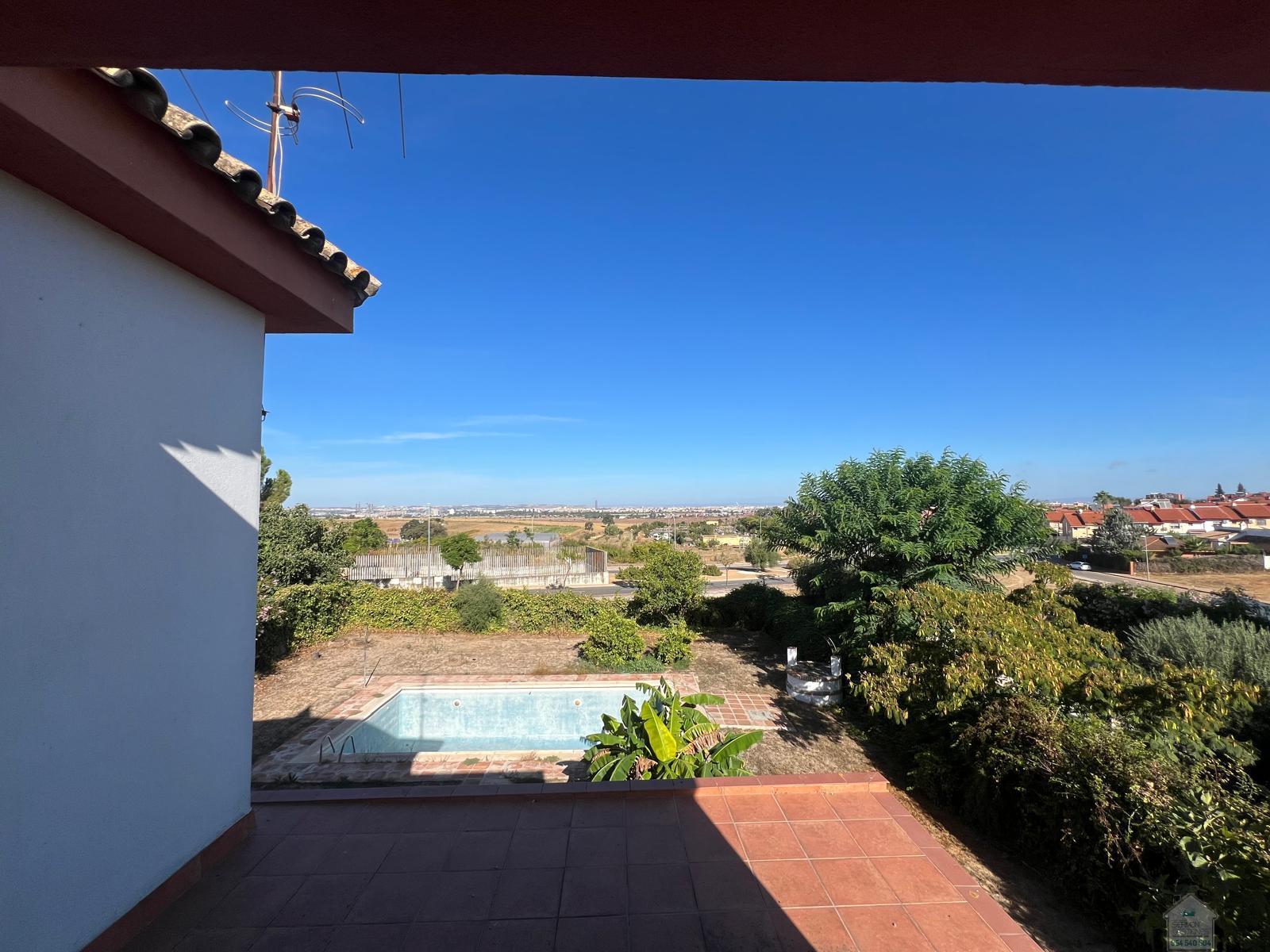 Venta de chalet en Dos Hermanas