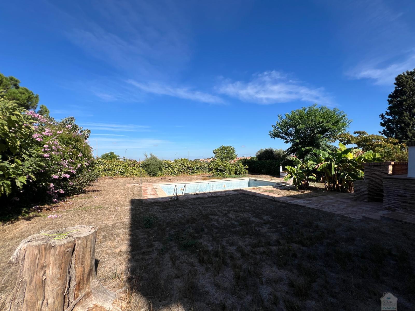 Venta de chalet en Dos Hermanas