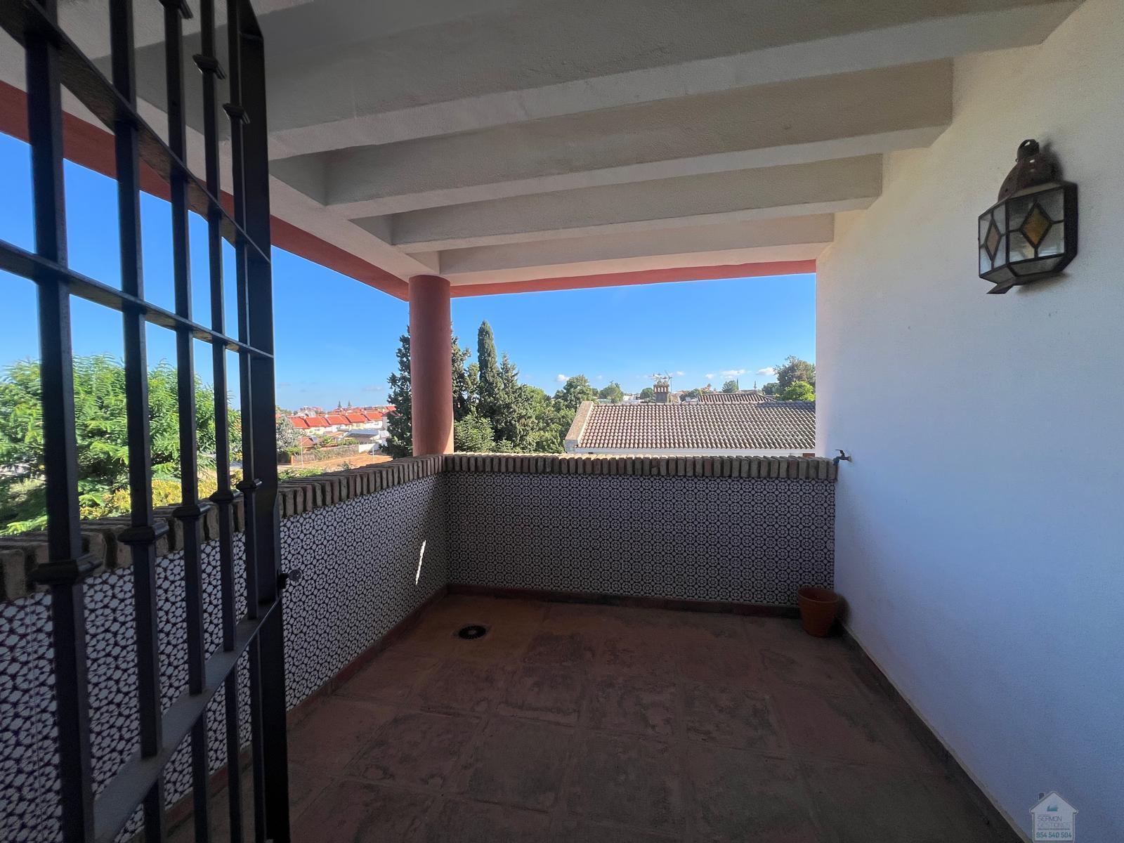 Venta de chalet en Dos Hermanas