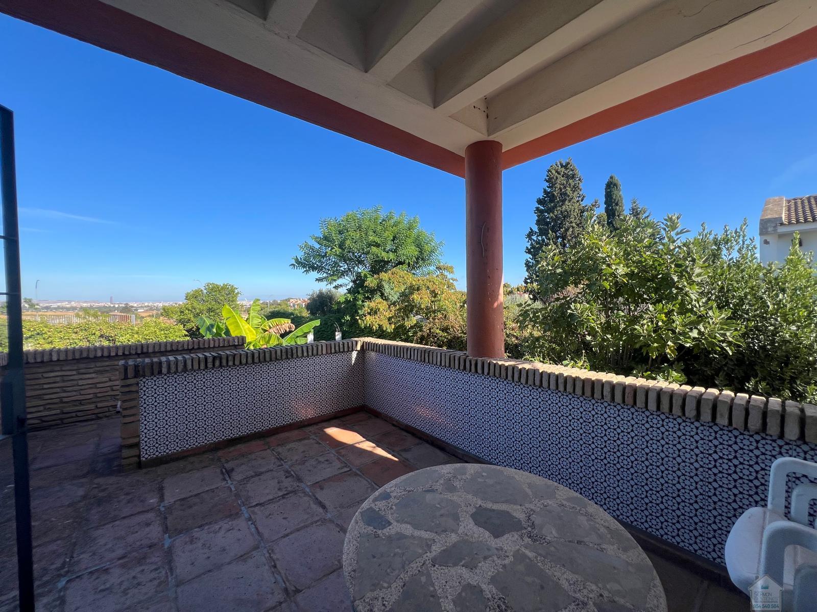 Venta de chalet en Dos Hermanas