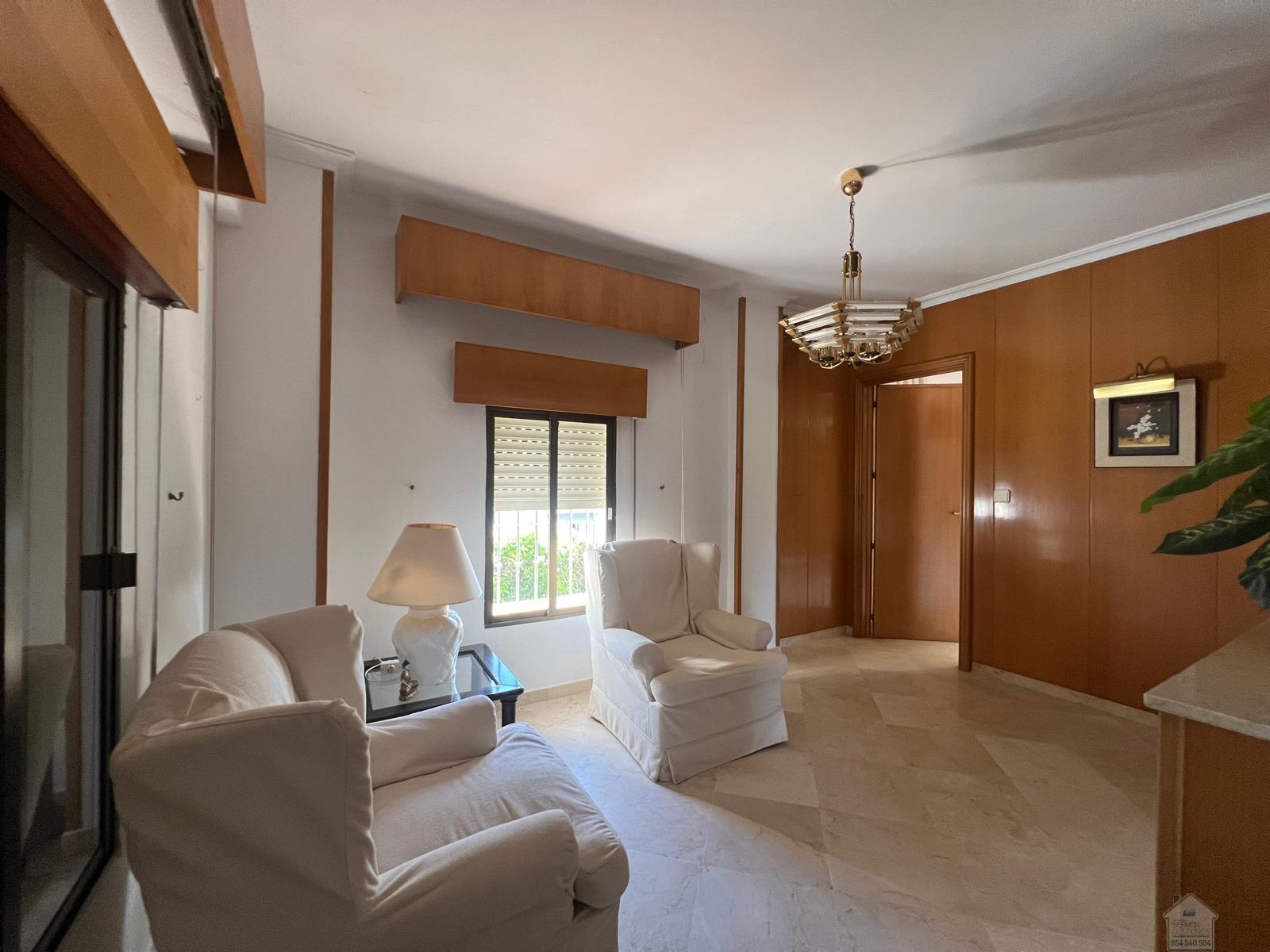 Venta de chalet en Dos Hermanas