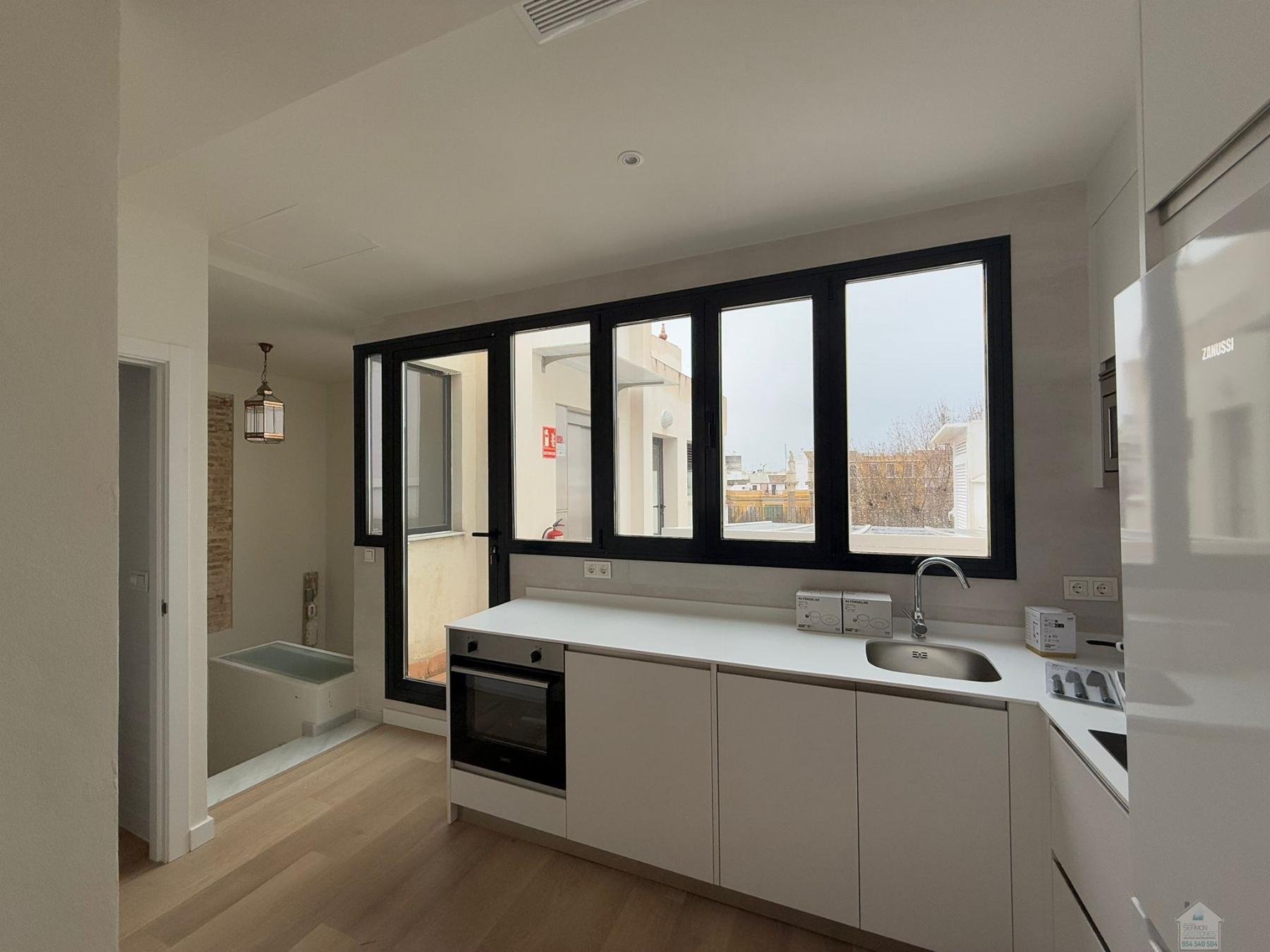 For rent of penthouse in Sevilla
