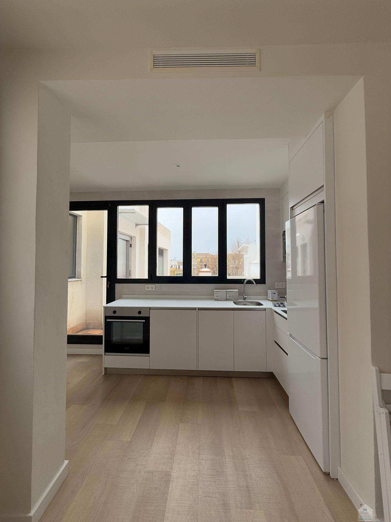 For rent of penthouse in Sevilla