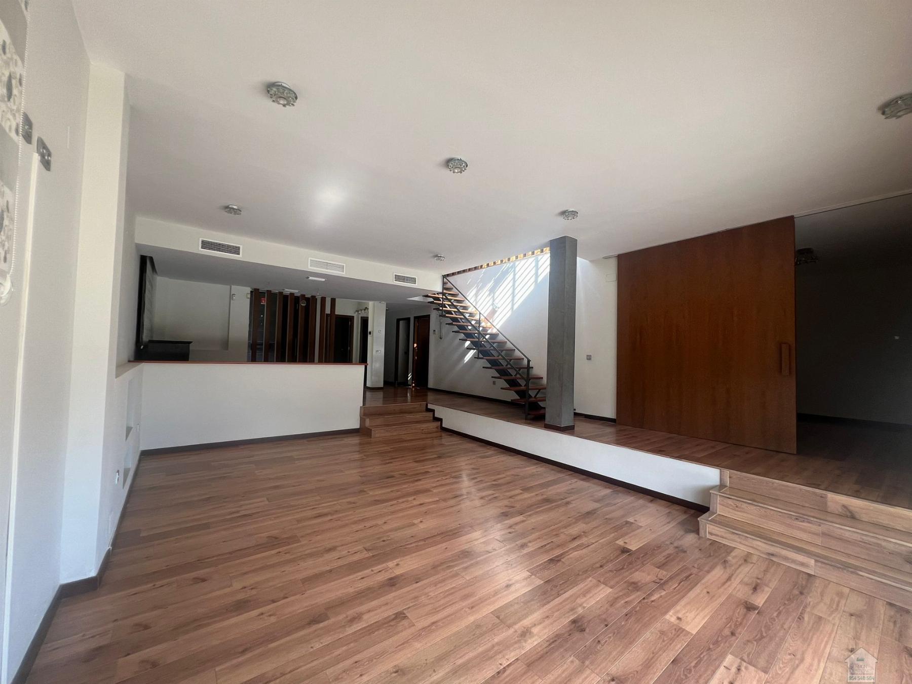 Alquiler de chalet en Mairena del Aljarafe