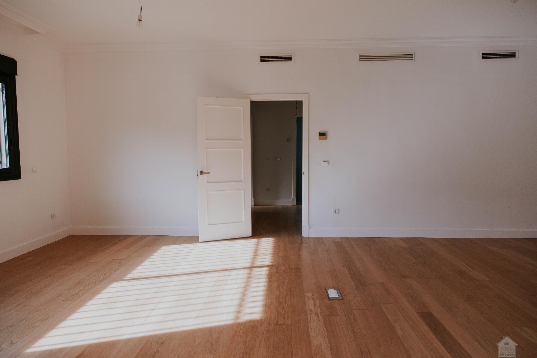 For rent of flat in Sevilla