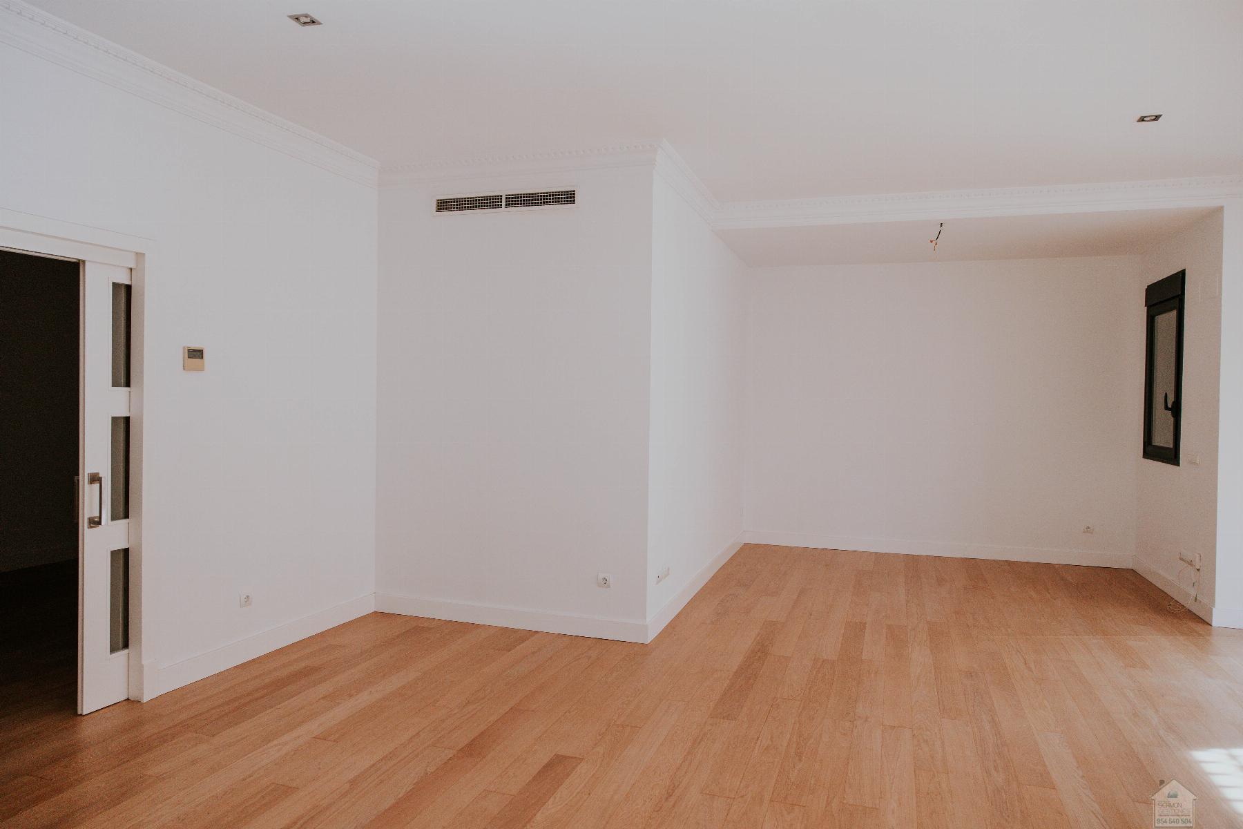 For rent of flat in Sevilla