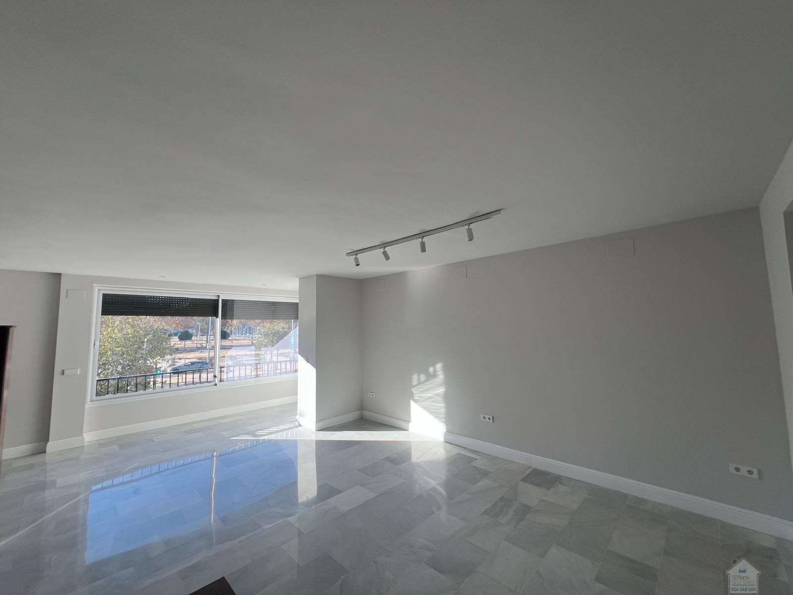 For sale of flat in Sevilla