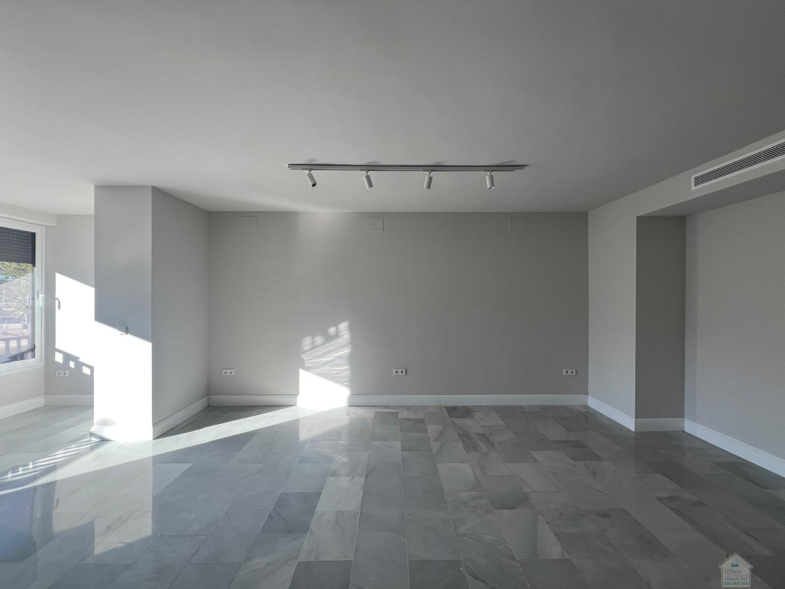 For sale of flat in Sevilla