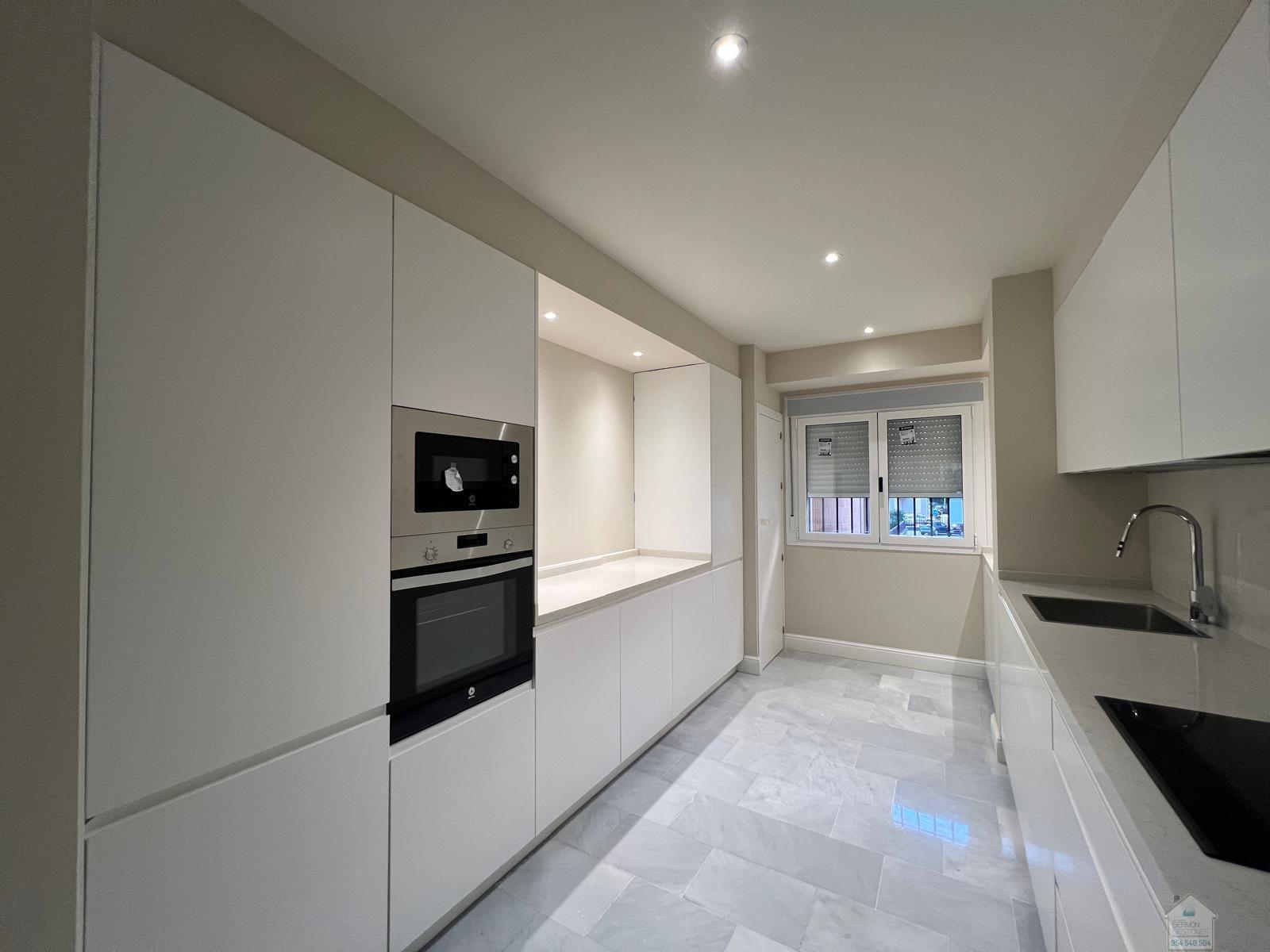 For sale of flat in Sevilla