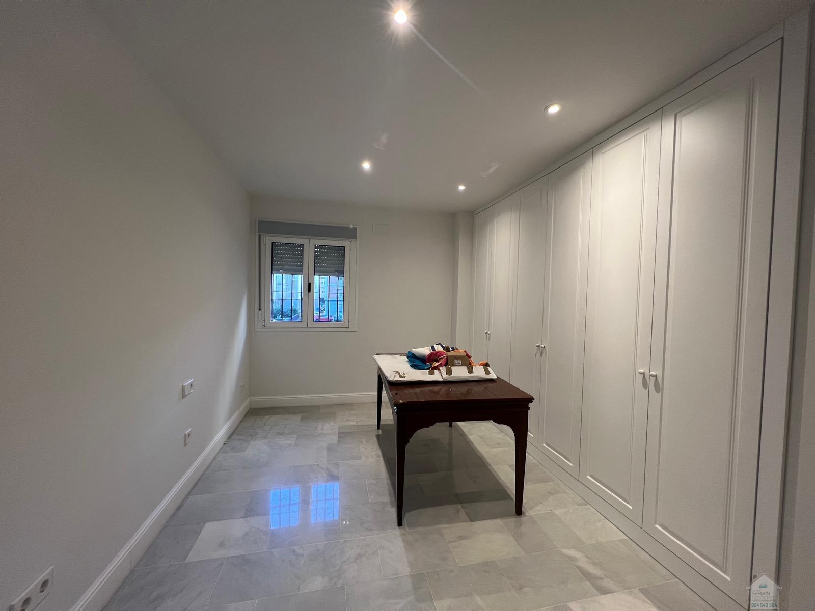 For sale of flat in Sevilla
