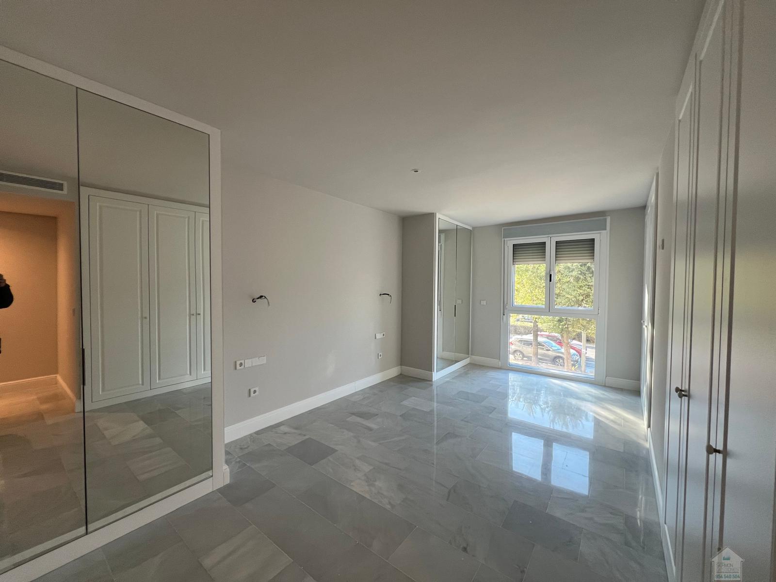 For sale of flat in Sevilla