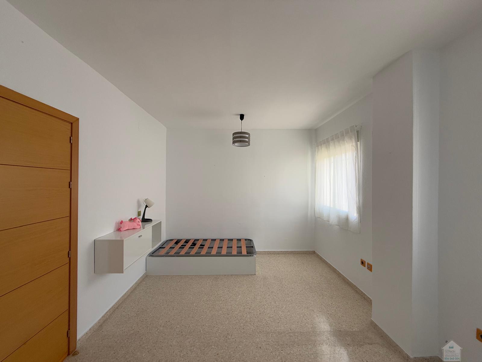 For rent of flat in Sevilla