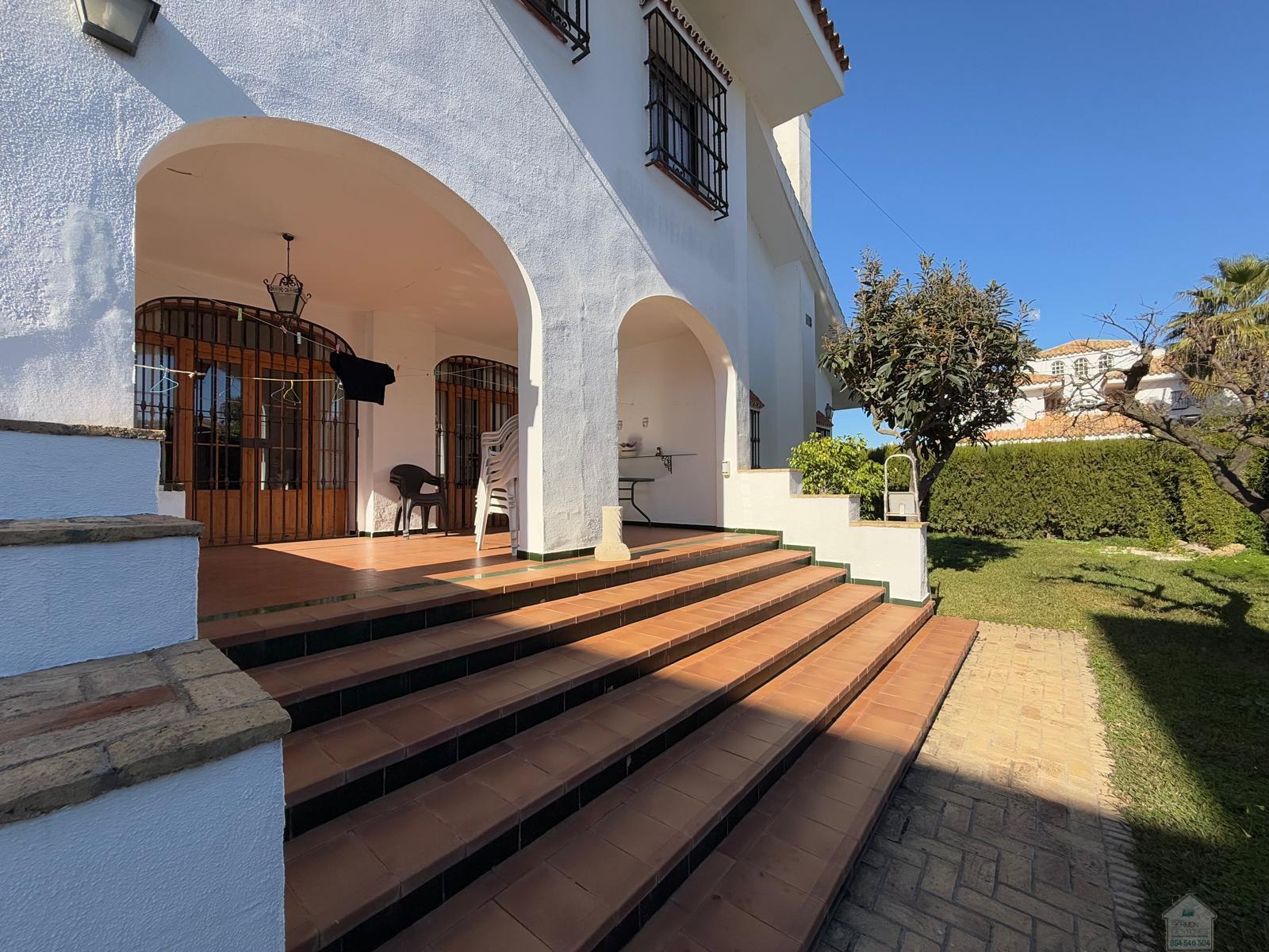 Venta de chalet en Gines