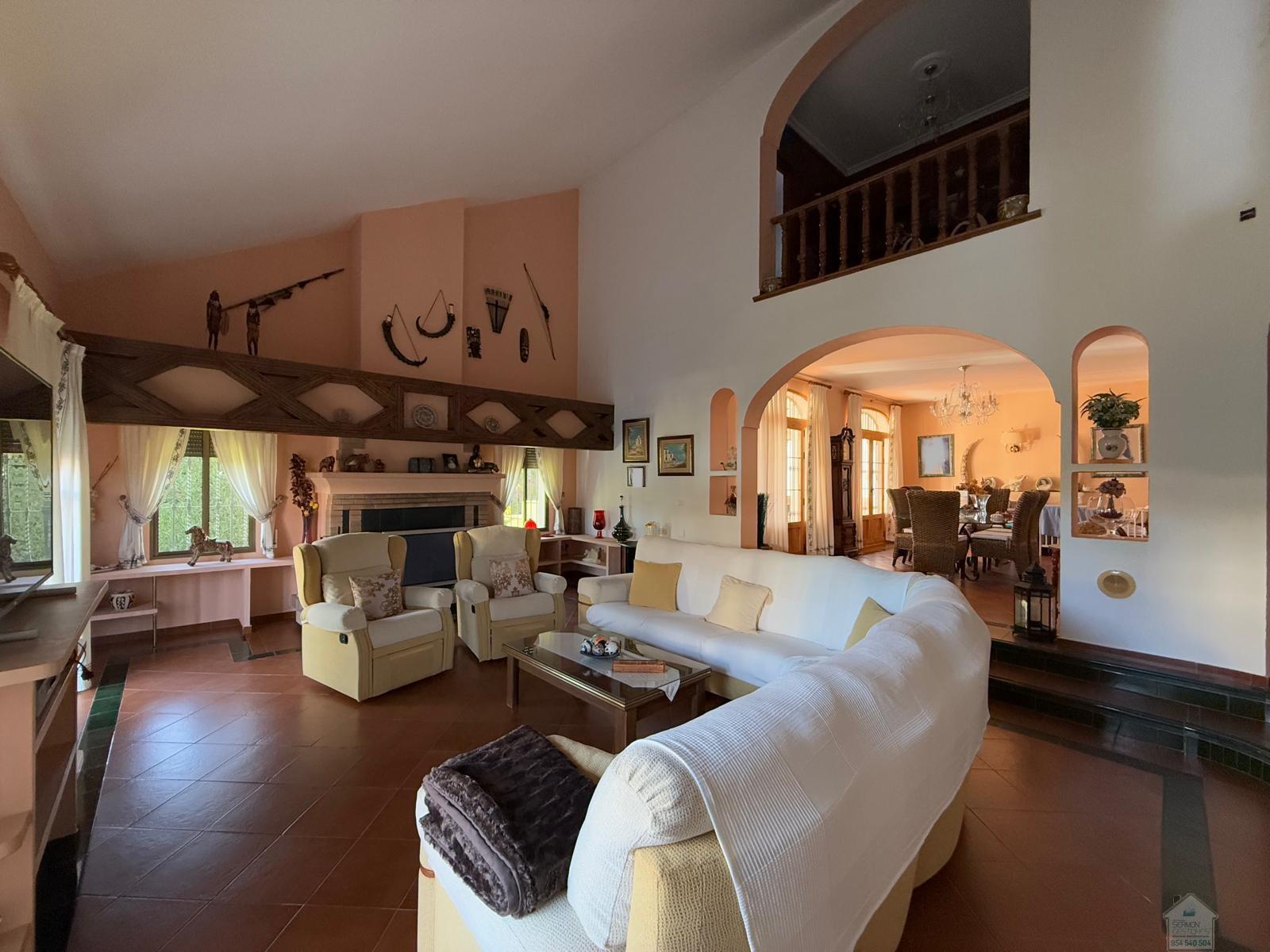 Venta de chalet en Gines