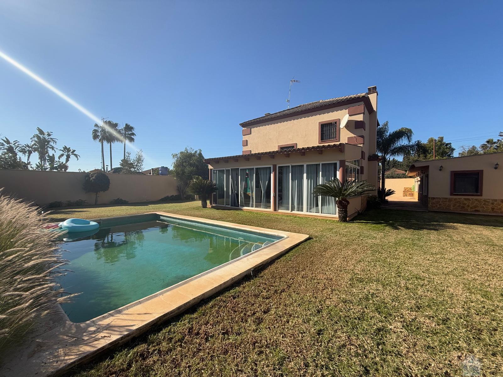 Alquiler de chalet en Alcalá de Guadaíra