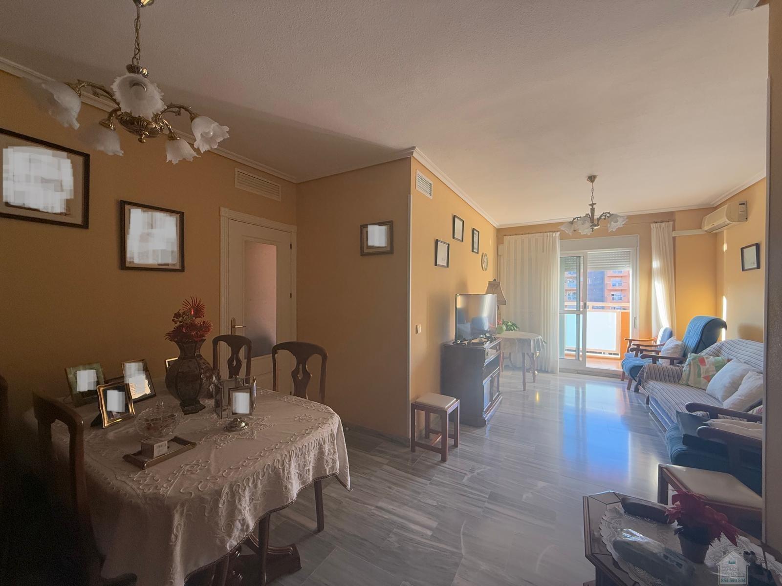 For sale of flat in Sevilla