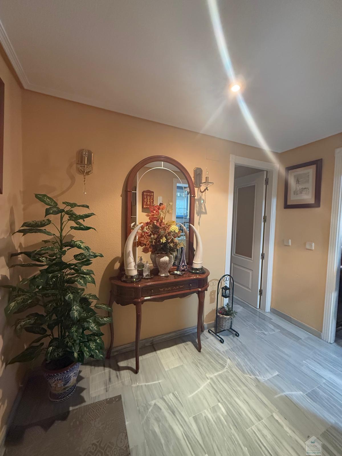 For sale of flat in Sevilla