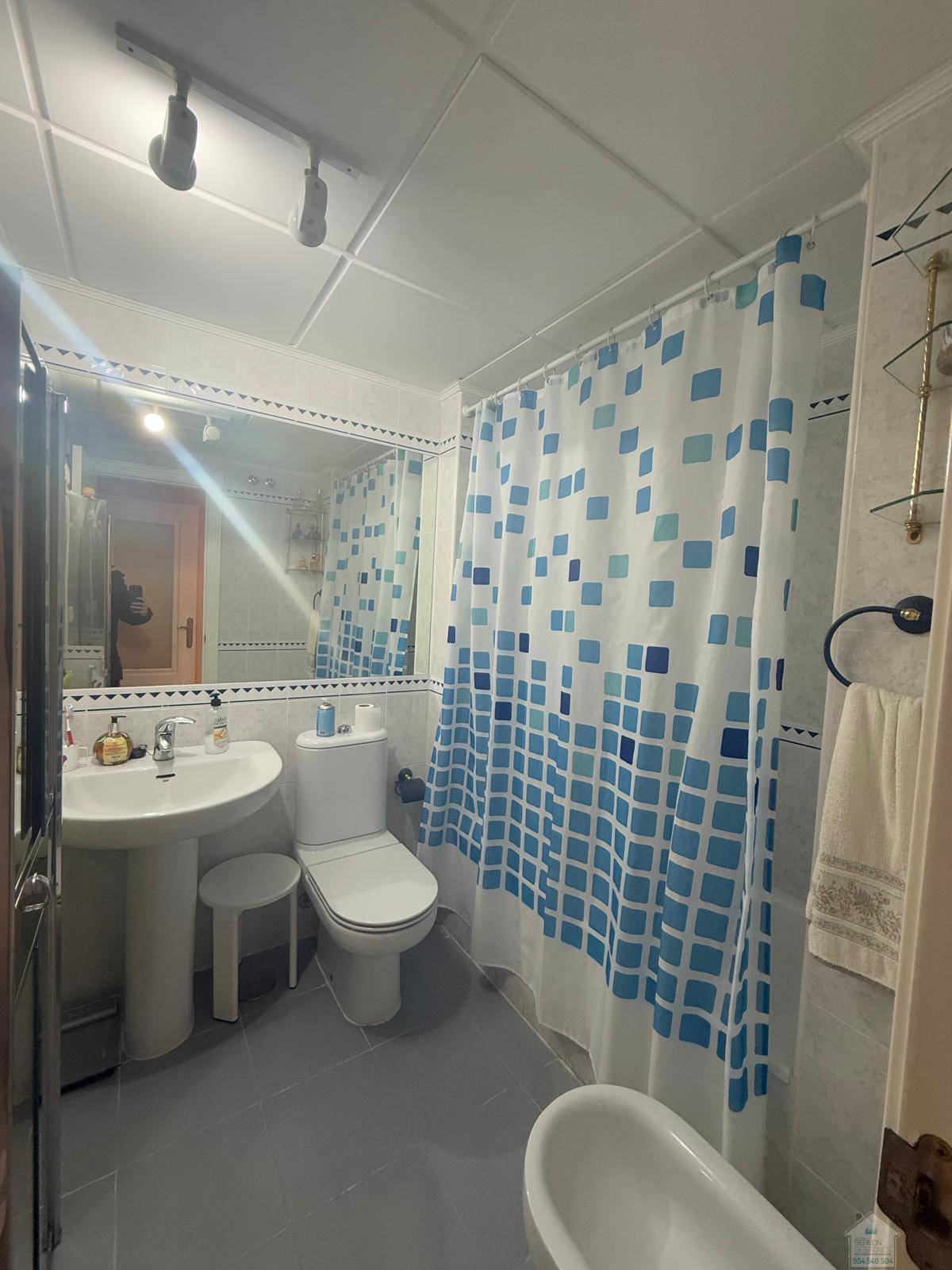 For sale of flat in Sevilla