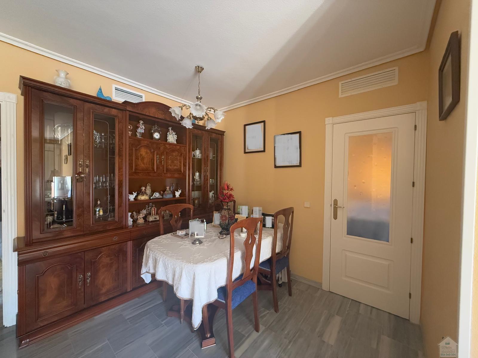 For sale of flat in Sevilla
