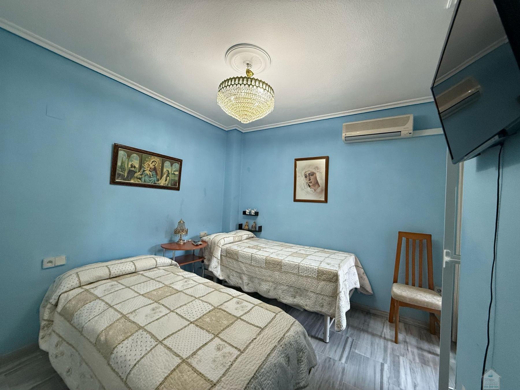 For sale of flat in Sevilla
