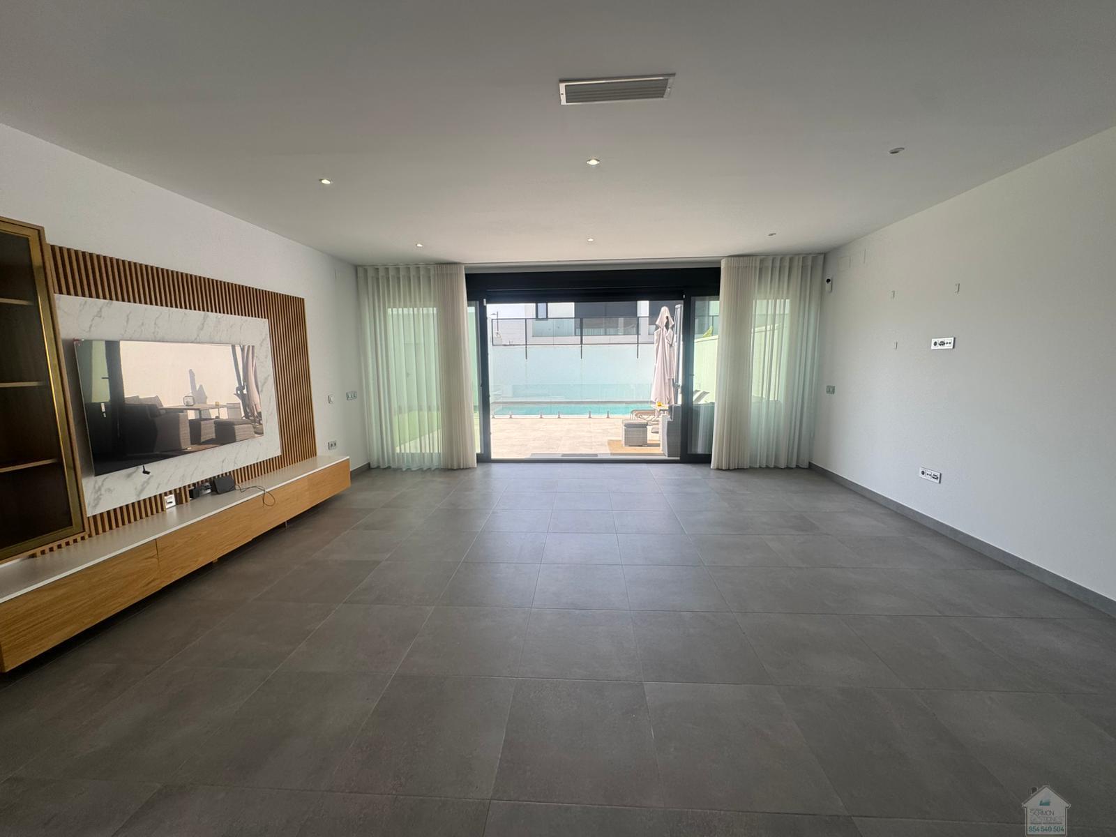 Venta de chalet en Dos Hermanas