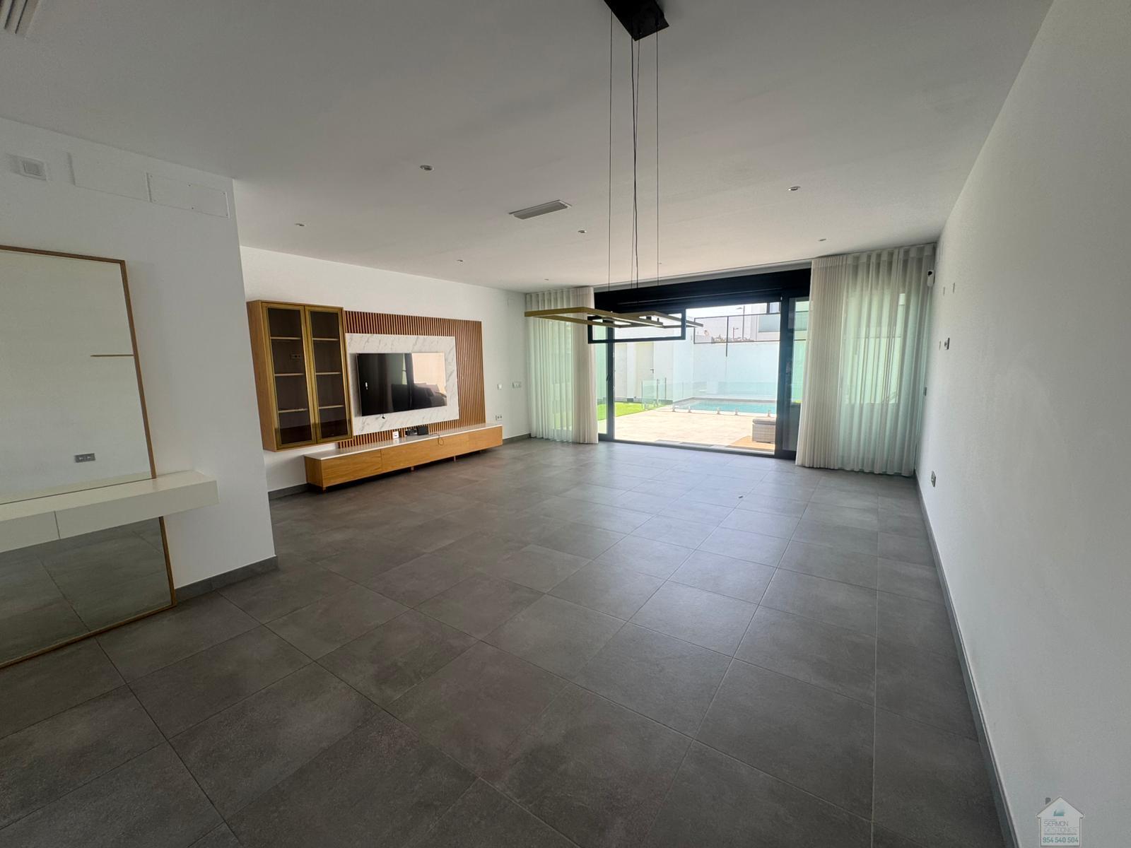 Venta de chalet en Dos Hermanas