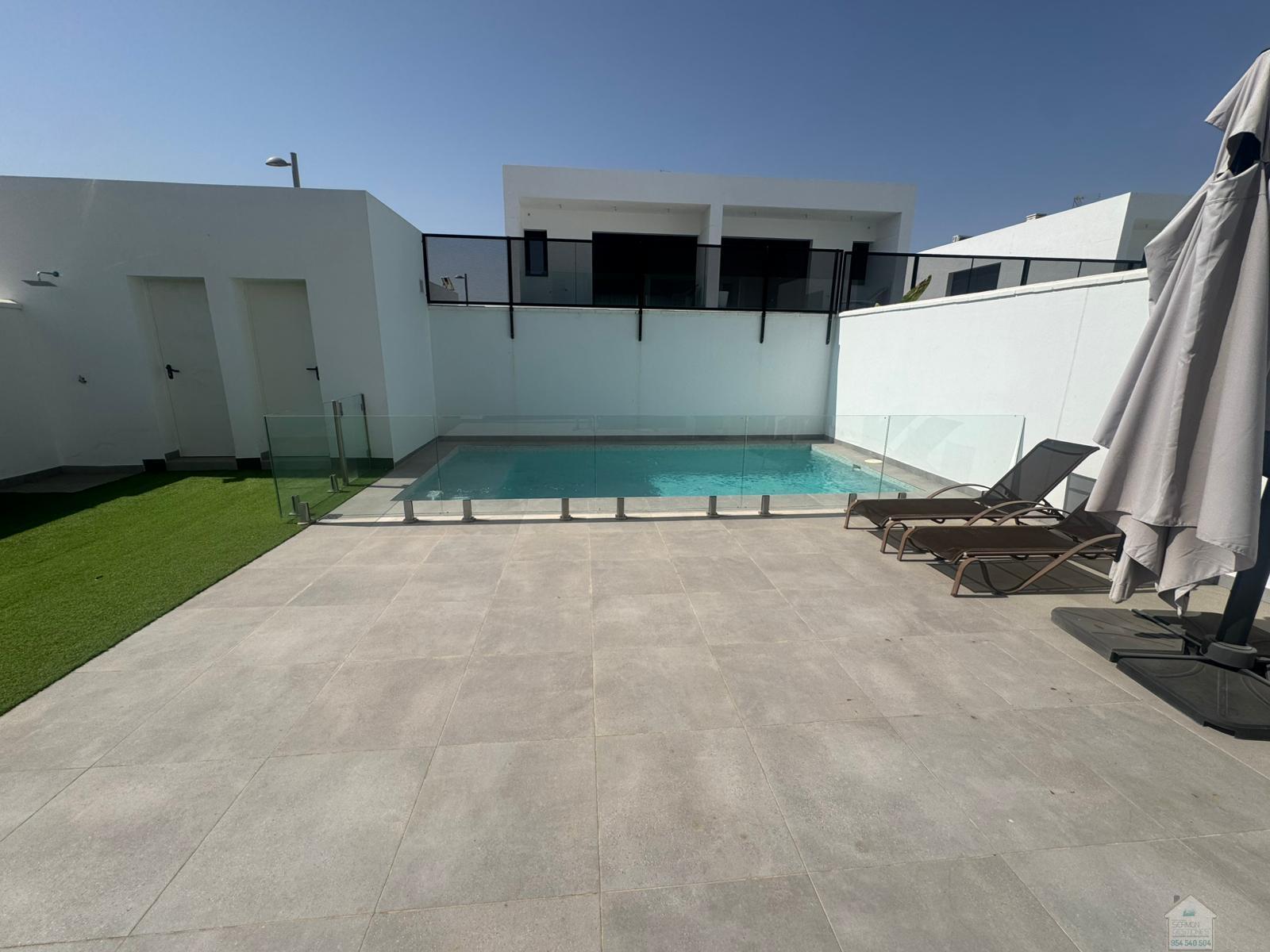 Venta de chalet en Dos Hermanas