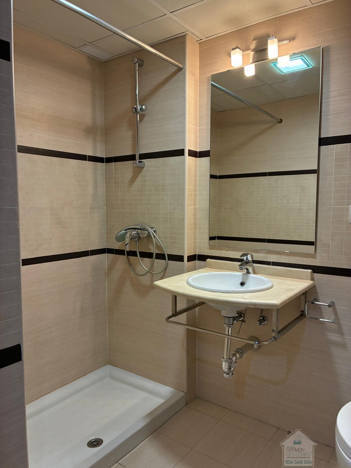 For sale of flat in Sevilla