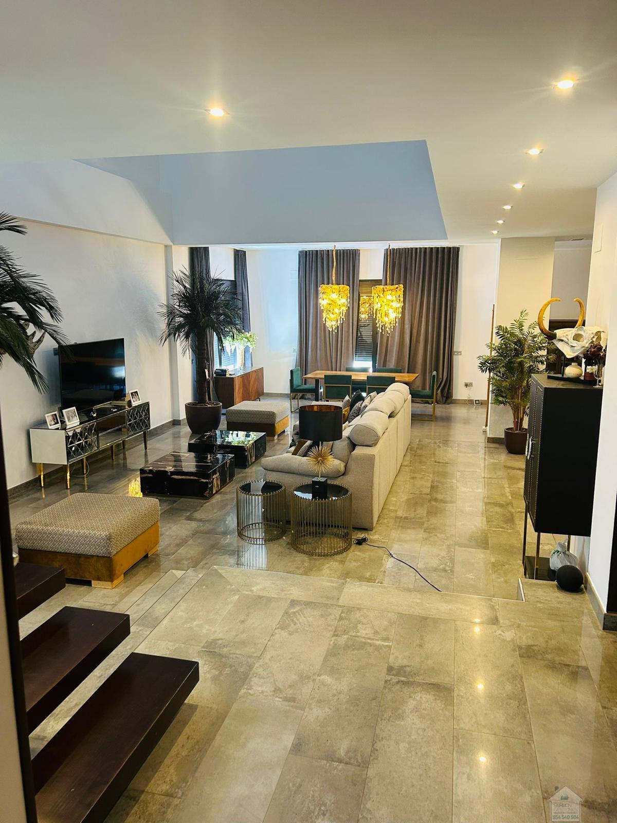 For sale of chalet in Dos Hermanas