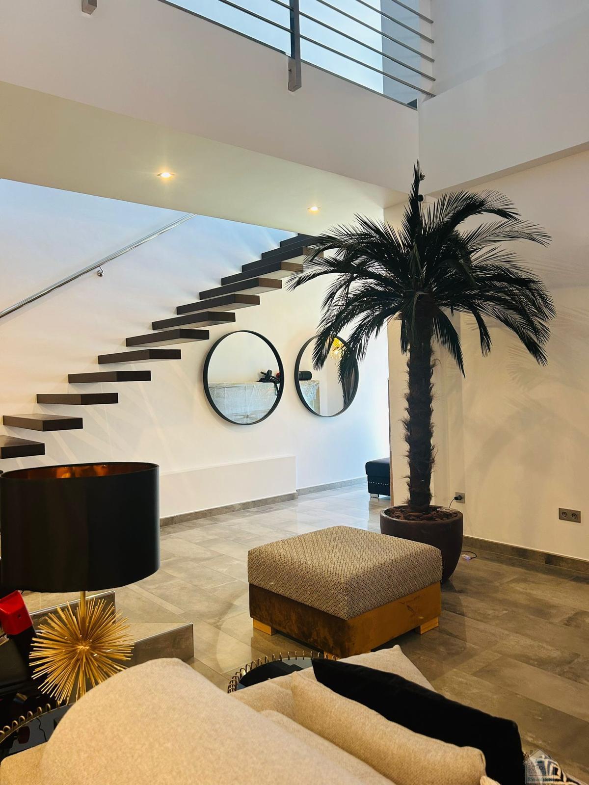 For sale of chalet in Dos Hermanas