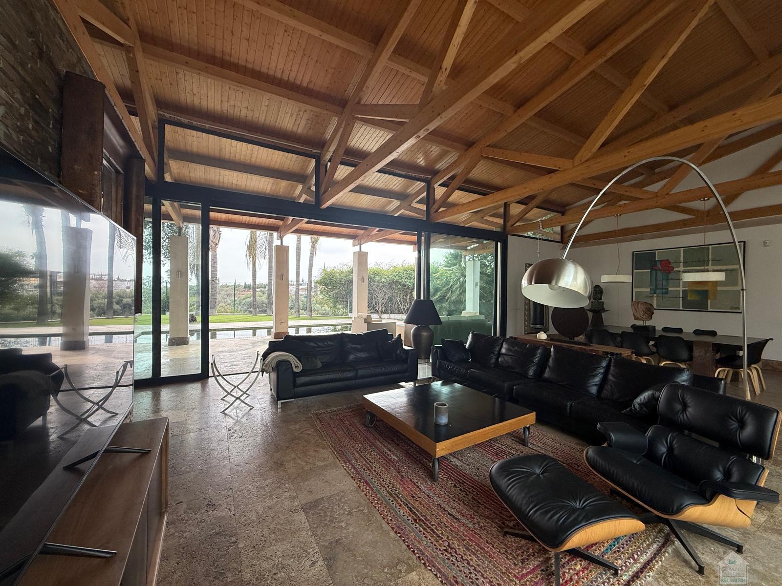 For sale of chalet in Gelves