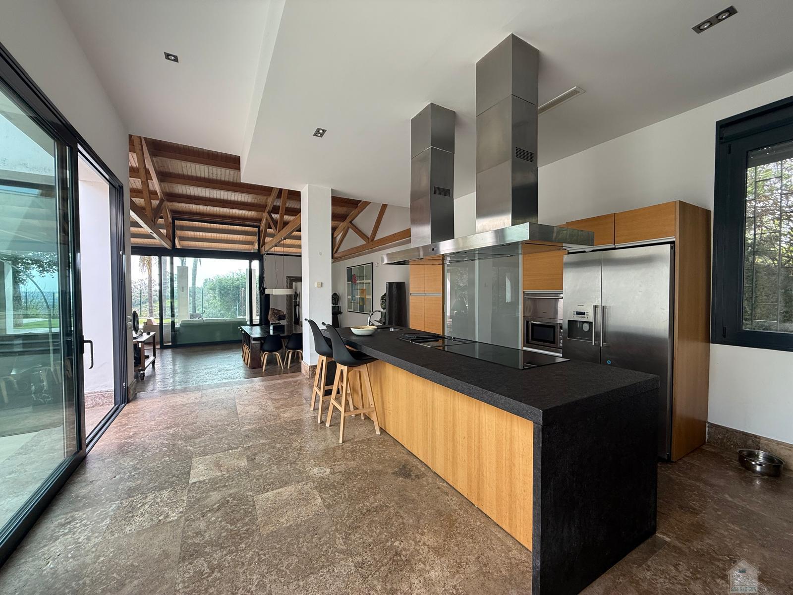 For sale of chalet in Gelves
