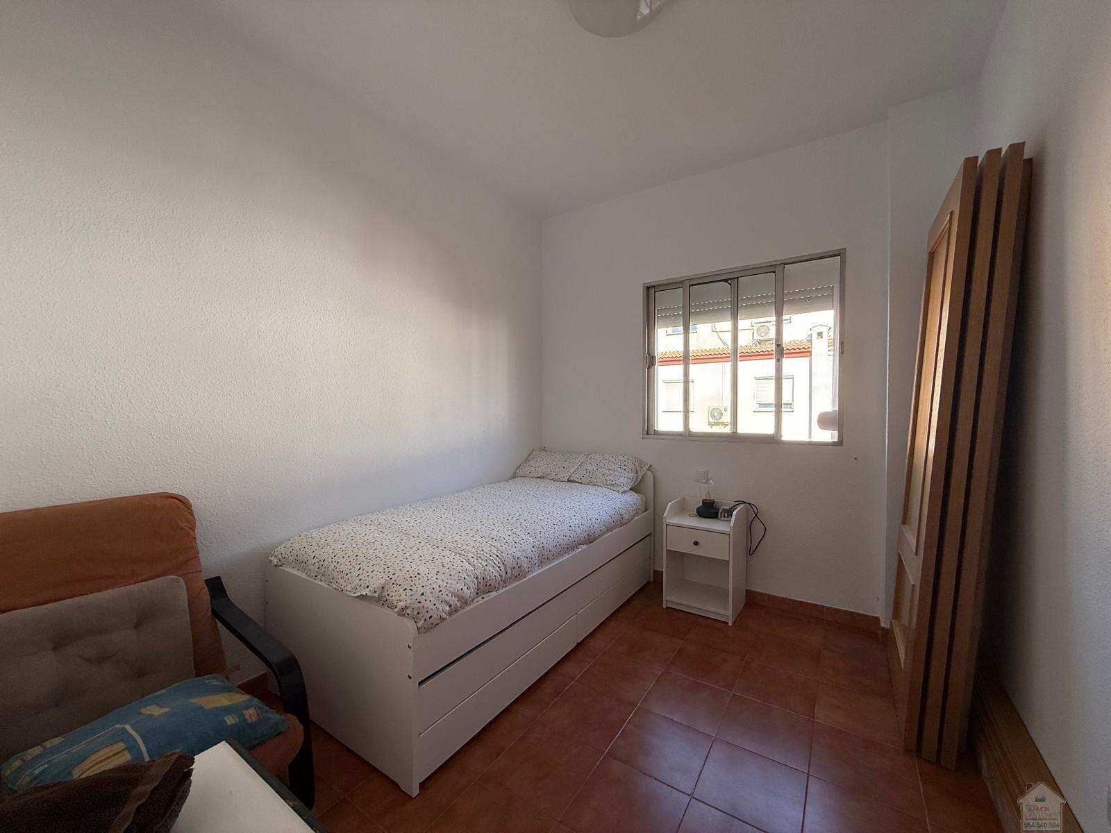 For rent of house in Dos Hermanas