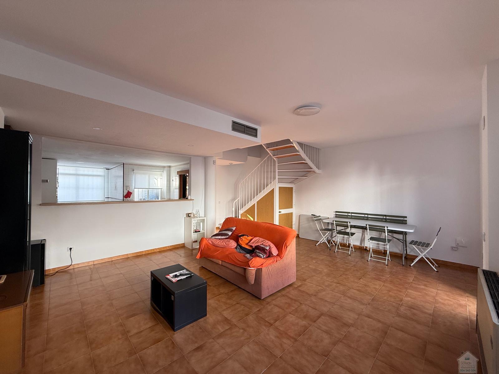 For rent of house in Dos Hermanas