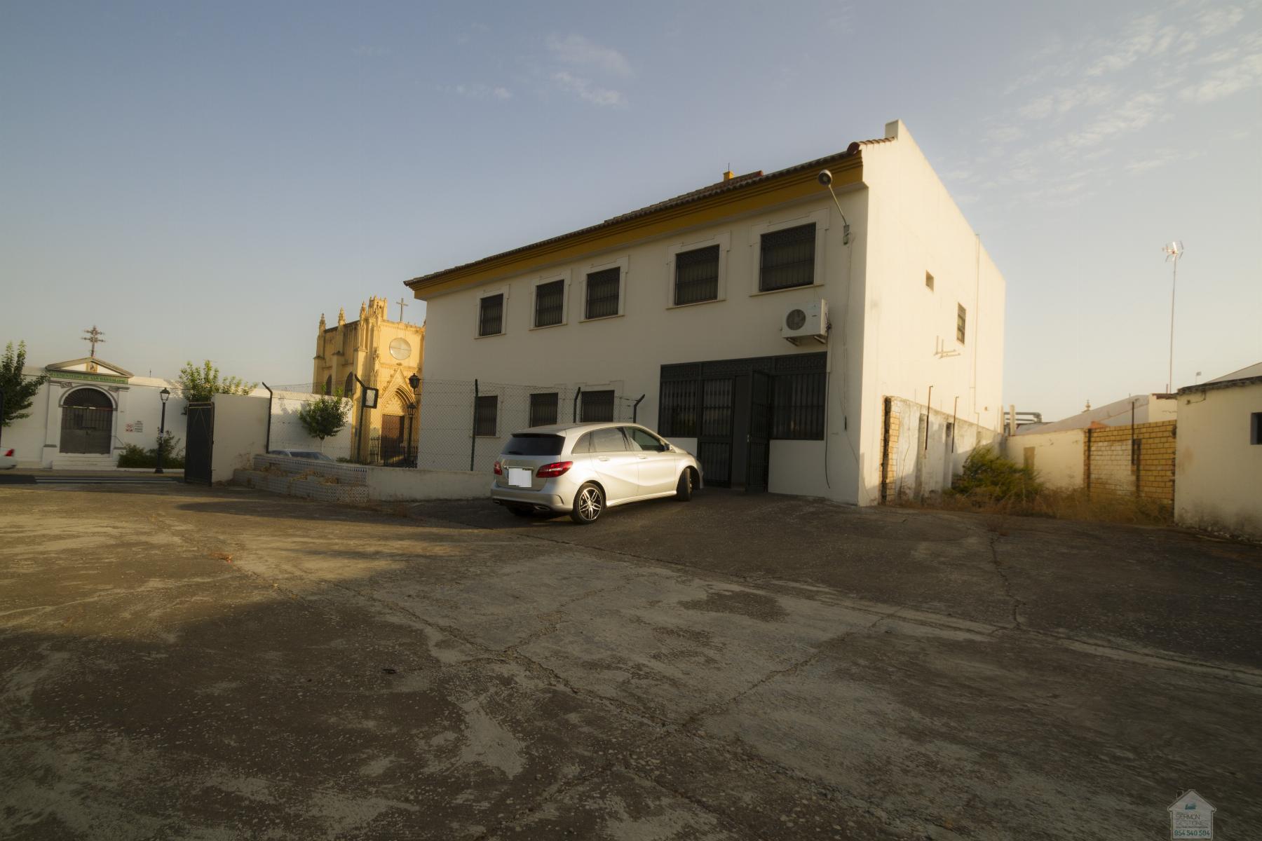 Venta de chalet en Umbrete