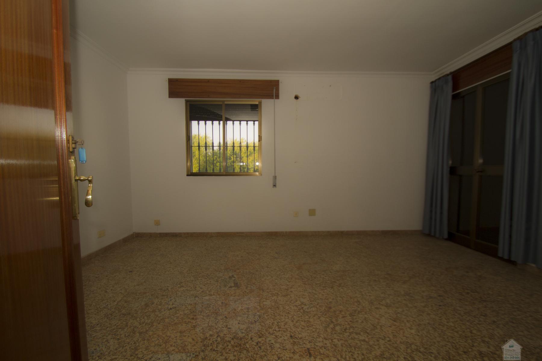 Venta de chalet en Umbrete