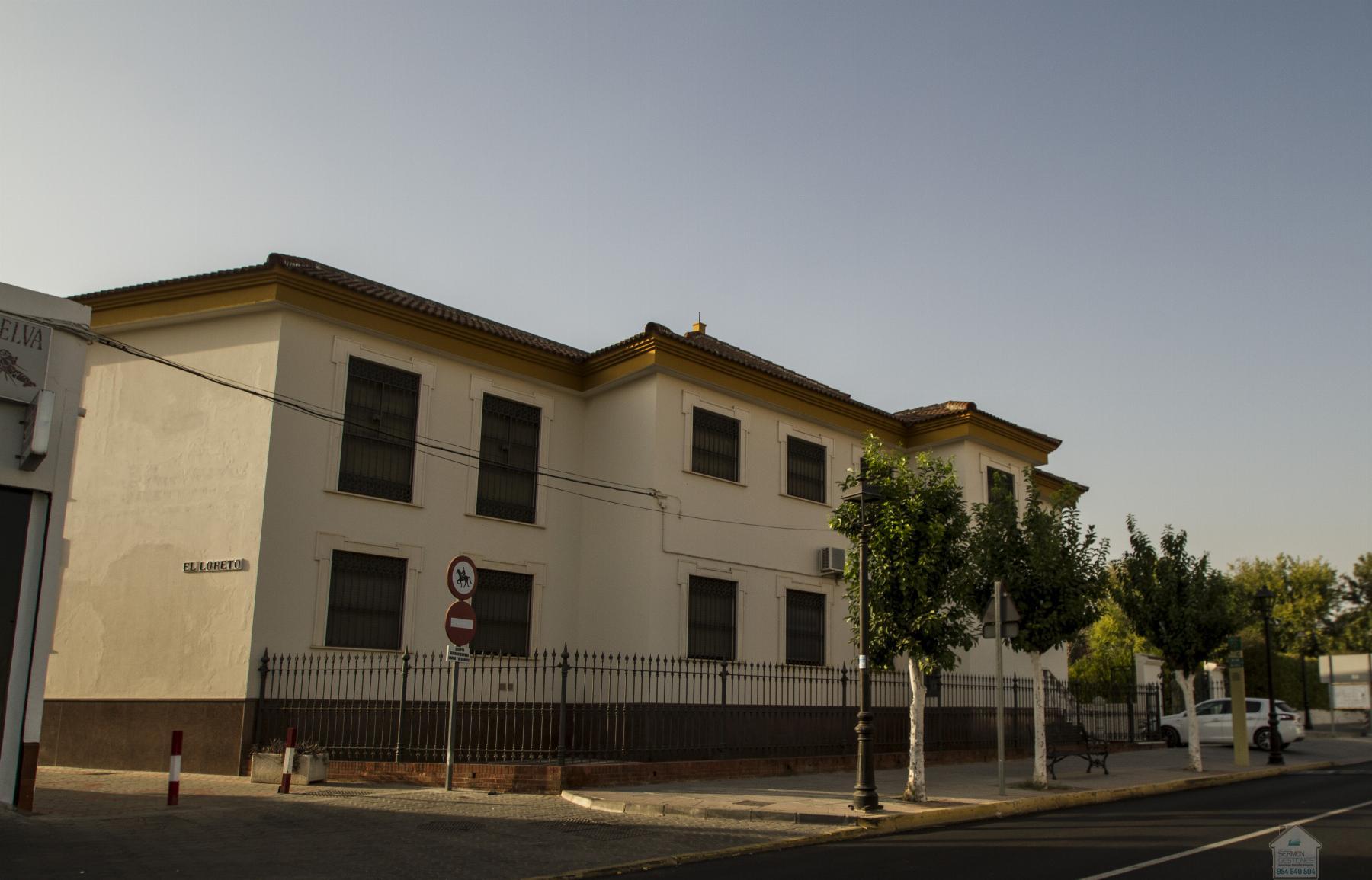 Venta de chalet en Umbrete