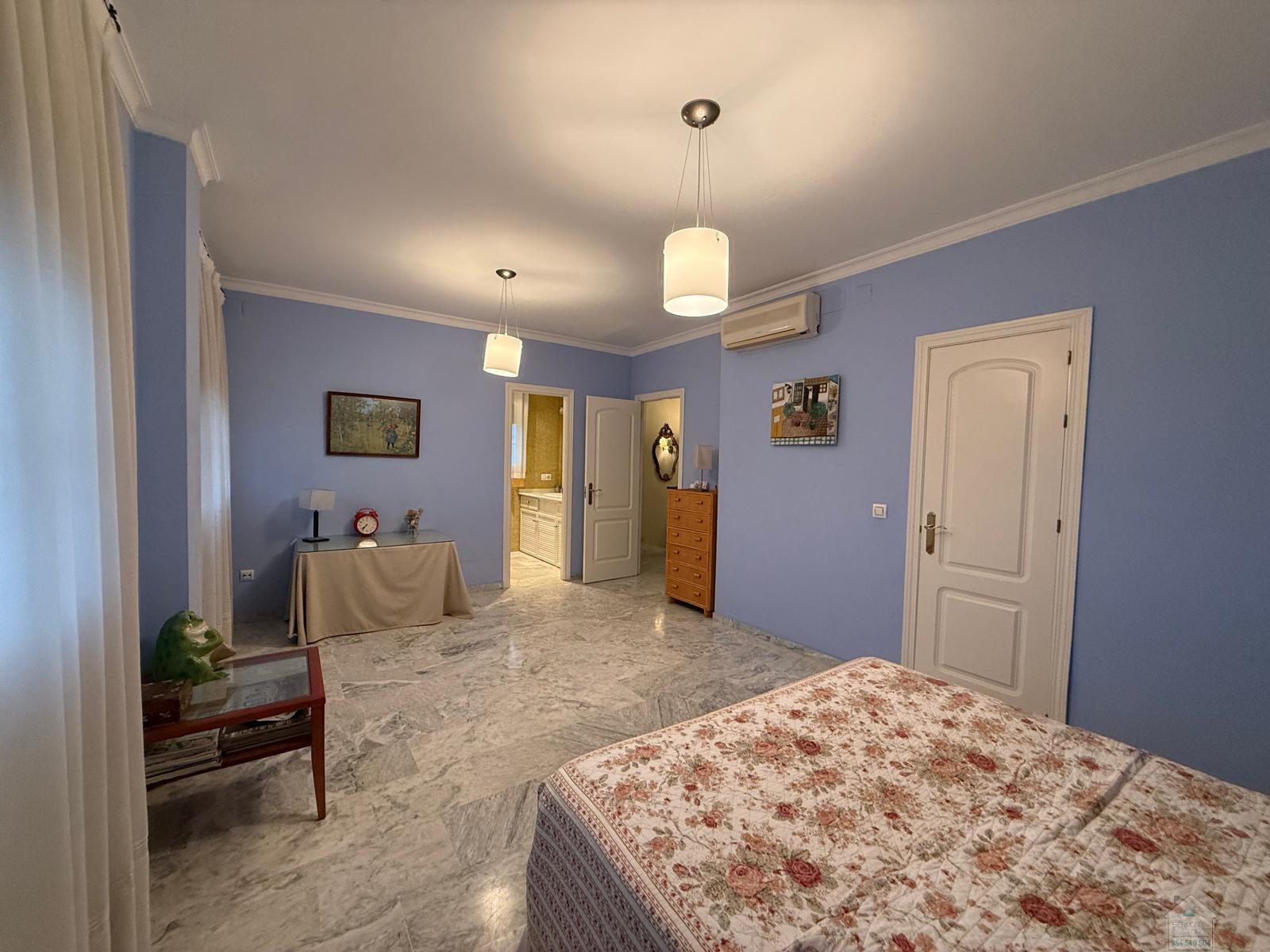 For rent of chalet in Alcalá de Guadaíra
