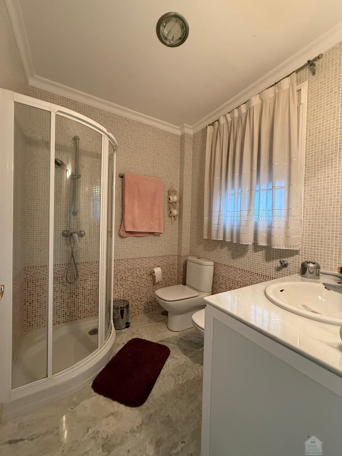 For rent of chalet in Alcalá de Guadaíra