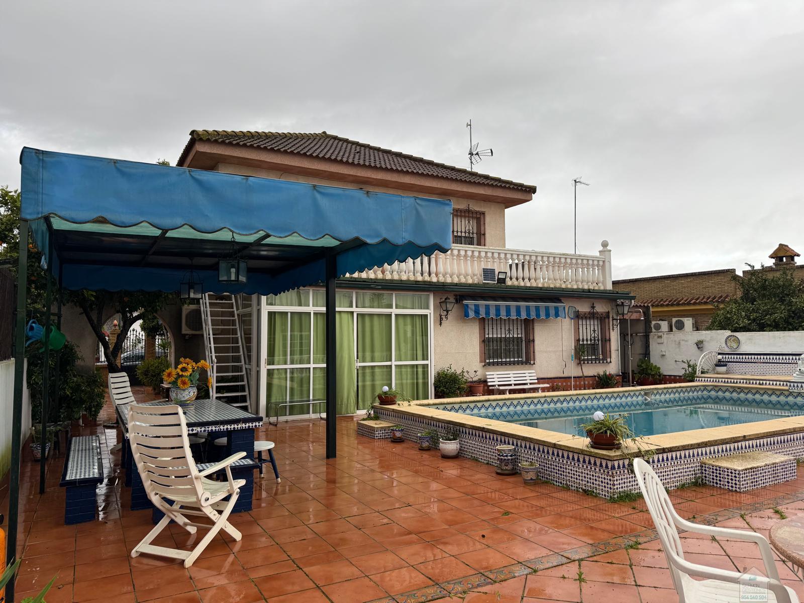 For rent of chalet in Alcalá de Guadaíra