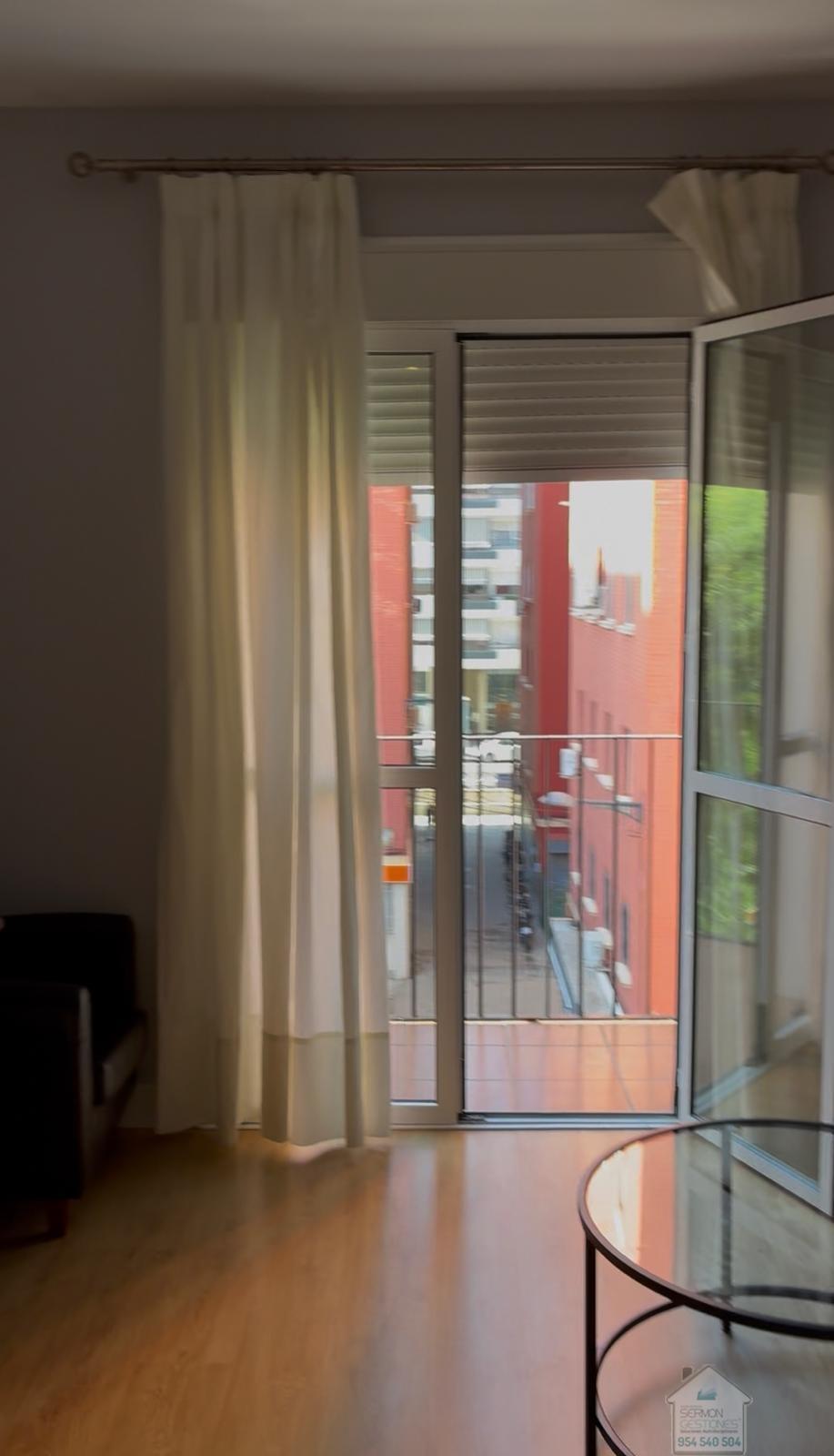 For rent of flat in Sevilla