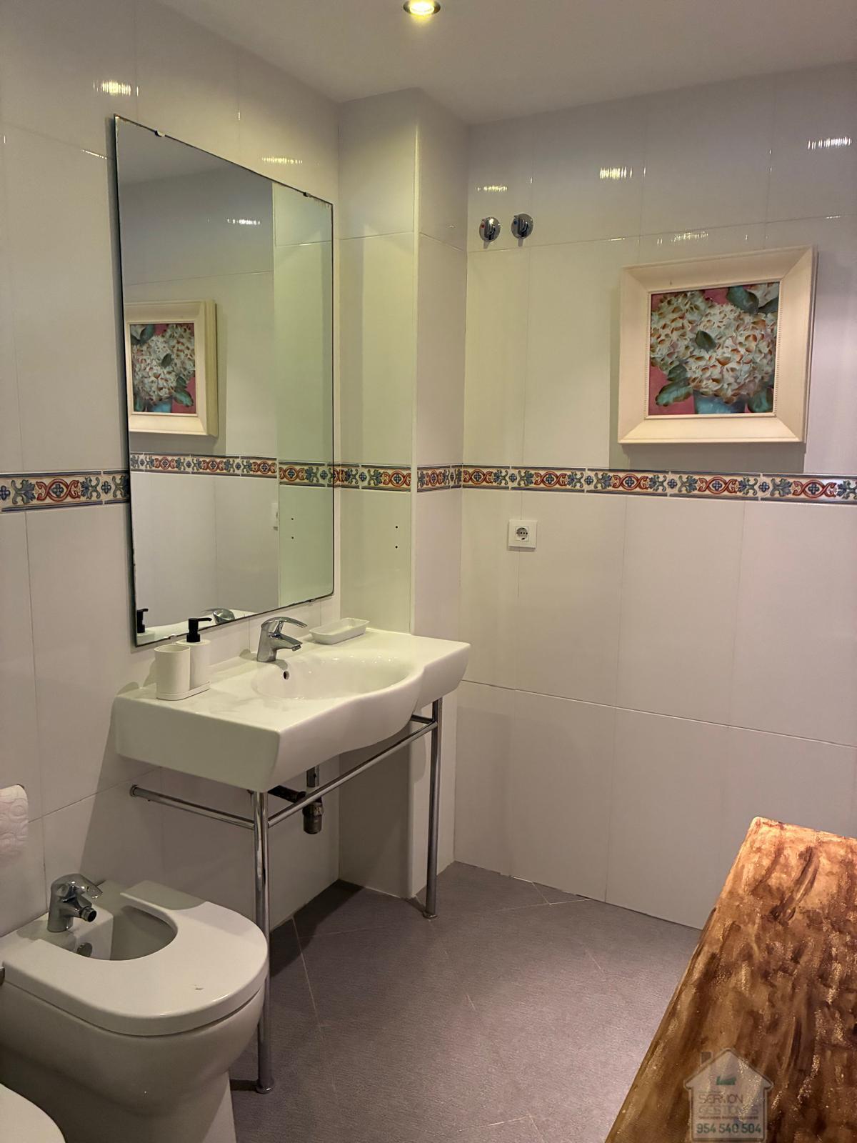 For rent of flat in Sevilla