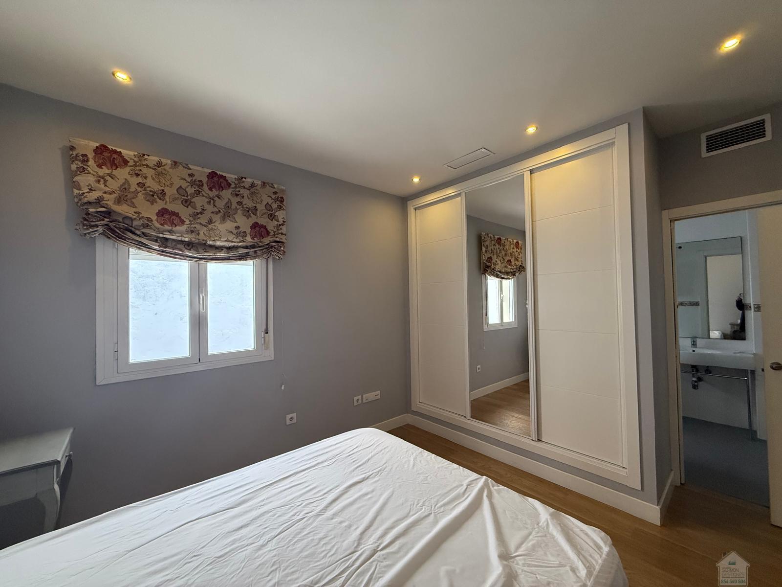 For rent of flat in Sevilla