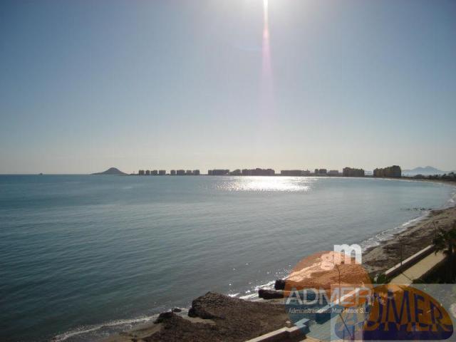 For sale of apartment in La Manga del Mar Menor