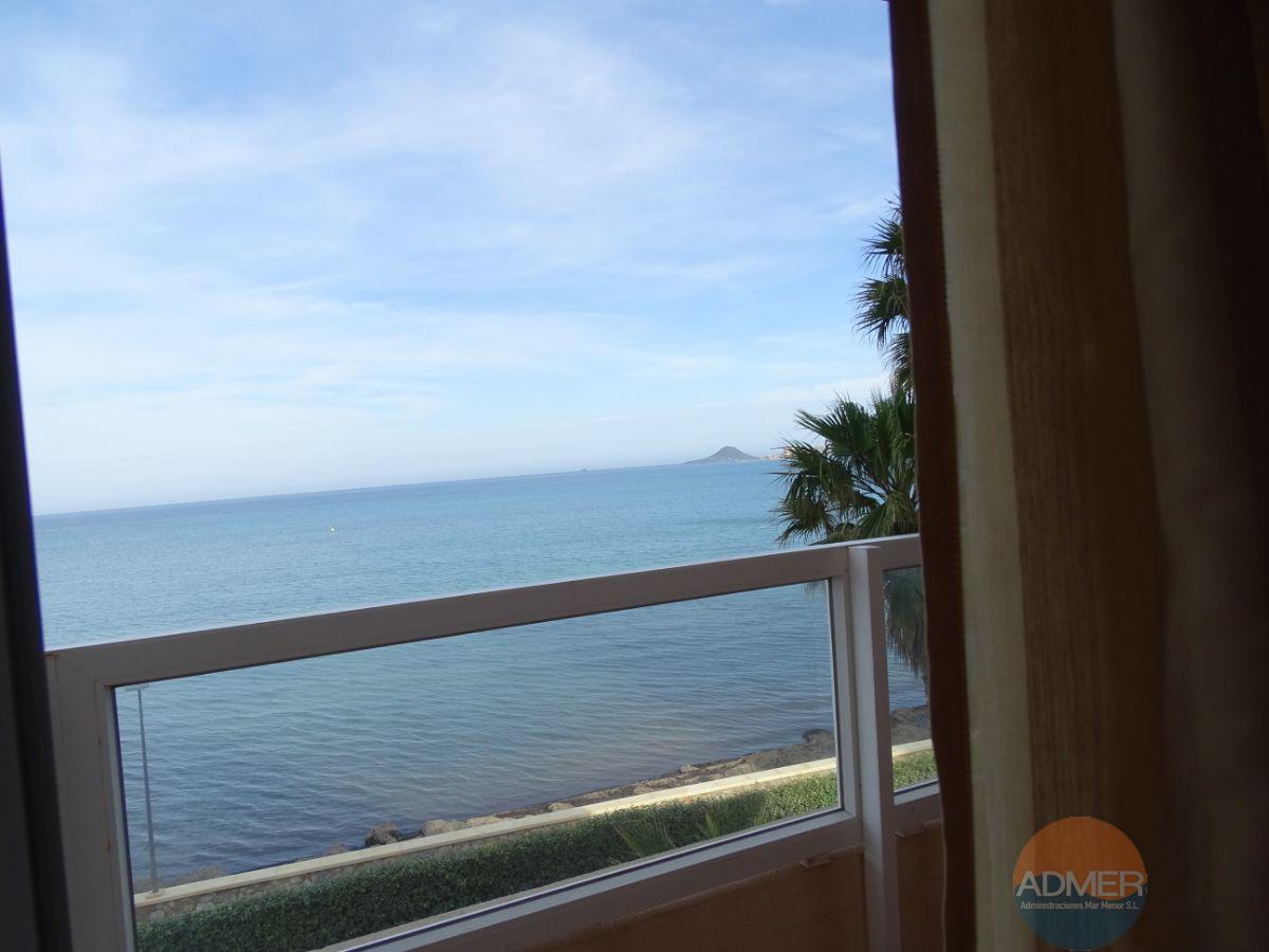 For sale of apartment in La Manga del Mar Menor