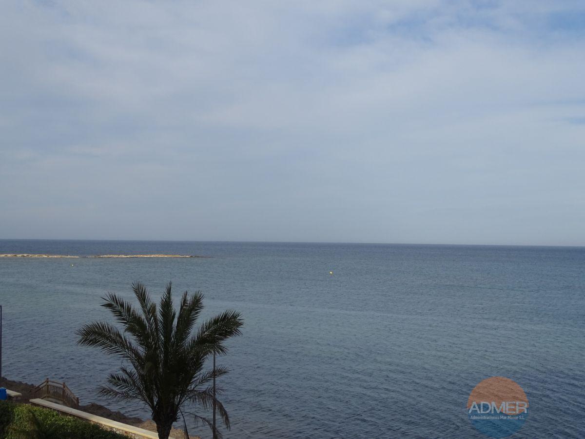 For sale of apartment in La Manga del Mar Menor